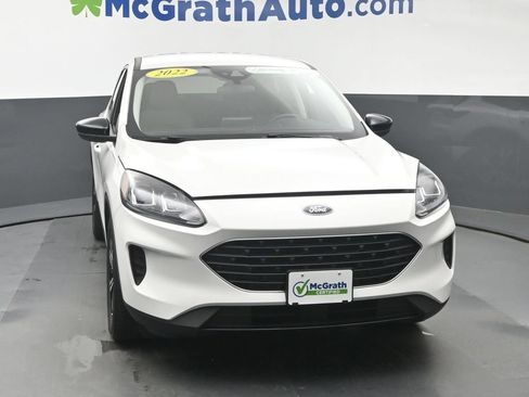 Used 2022 Ford Escape SE w/ SE Sport Appearance Package FWD image 5