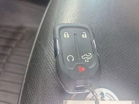 Used 2022 Chevrolet Silverado 2500 LTZ w/ LTZ Convenience Package image 33