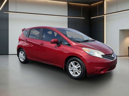 Used 2014 Nissan Versa Note SV w/ Sport Value Package FWD image 7