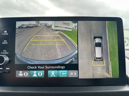 Used 2024 Honda Pilot Elite image 25