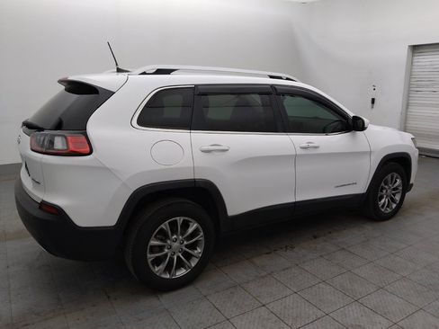 Used 2020 Jeep Cherokee Latitude Plus w/ Comfort/Convenience Group FWD image 10