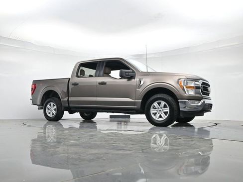Certified 2022 Ford F150 XLT w/ Equipment Group 301A Mid AWD/4WD image 30