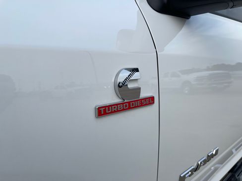 New 2025 RAM 2500 Lone Star AWD/4WD image 13