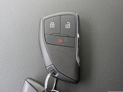 Used 2026 Chevrolet Colorado Trail Boss AWD/4WD image 31
