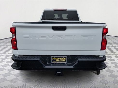 Used 2024 Chevrolet Silverado 2500 W/T image 6