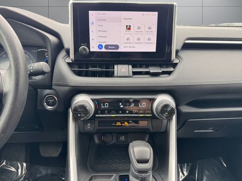 Certified 2023 Toyota RAV4 XLE AWD/4WD image 15