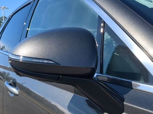 New 2026 Genesis GV70 2.5T Advanced image 11