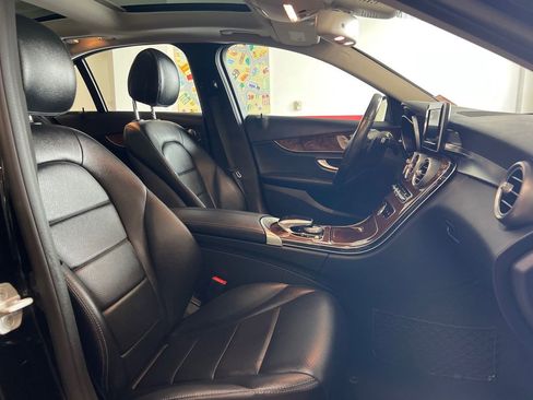 Used 2015 Mercedes-Benz C 300 4MATIC Sedan image 12