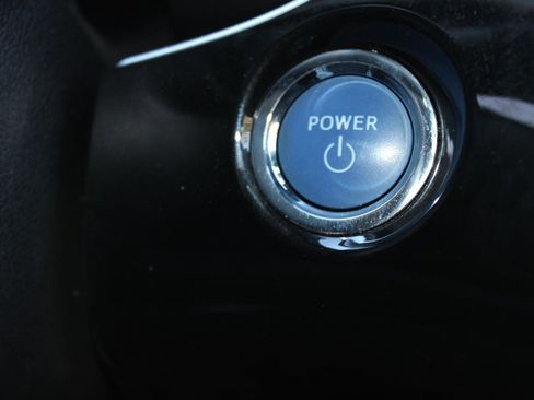 Used 2020 Toyota Prius Prime LE image 23