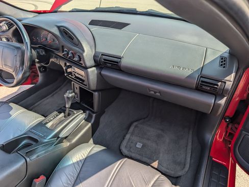 Used 1994 Chevrolet Camaro Z28 RWD image 77