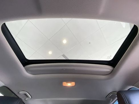 Used 2012 Honda CR-V EX-L image 24