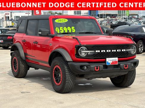 Used 2023 Ford Bronco Wildtrak AWD/4WD image 3
