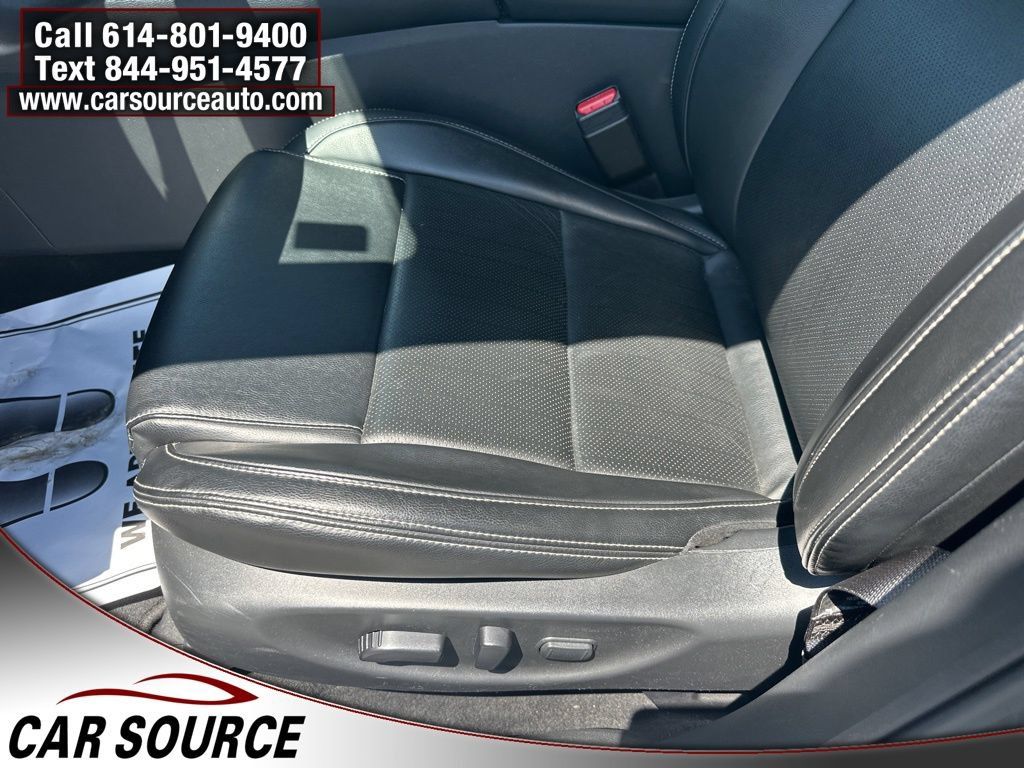 Used 2023 Nissan Maxima SL FWD image 13