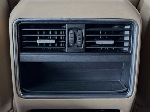 Used 2019 Porsche Cayenne image 26