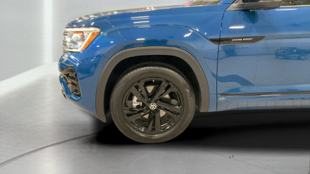 Certified 2026 Volkswagen Atlas Cross Sport SEL R-Line w/ MDO Package AWD/4WD image 35