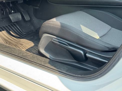 Used 2021 Honda Accord LX image 11
