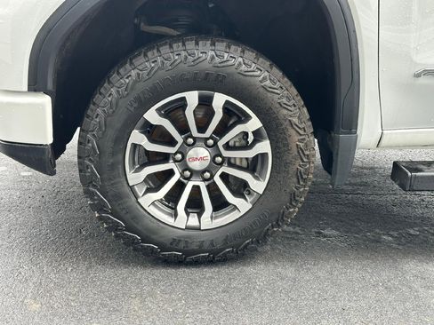 Certified 2023 GMC Sierra 1500 AT4 w/ AT4 Premium Package image 45