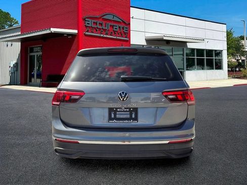 Used 2022 Volkswagen Tiguan S FWD image 4