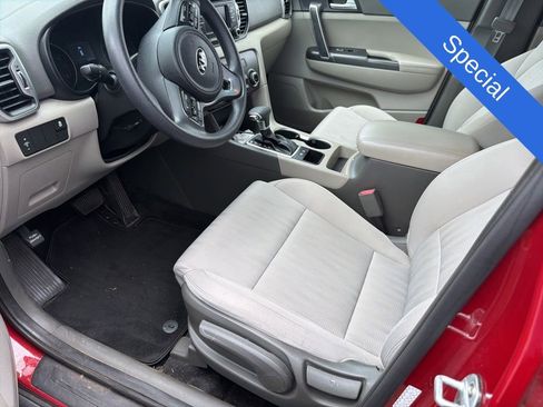 Used 2017 Kia Sportage LX FWD image 6