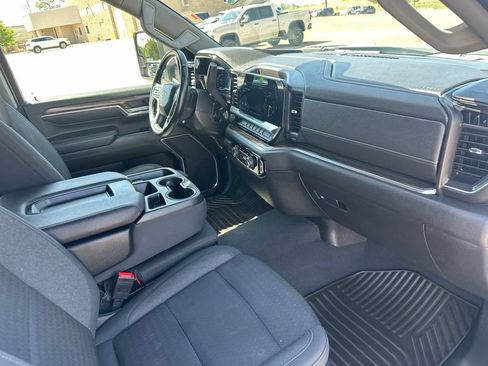 Used 2024 Chevrolet Silverado 2500 LT AWD/4WD image 26
