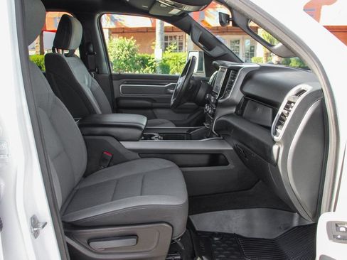 Used 2022 RAM 1500 Big Horn AWD/4WD image 37
