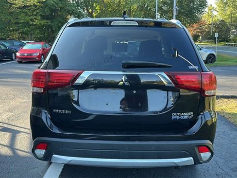 Used 2018 Mitsubishi Outlander SEL image 7