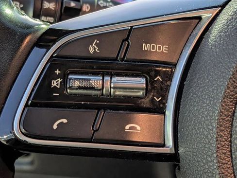 Used 2019 Kia Optima S image 8