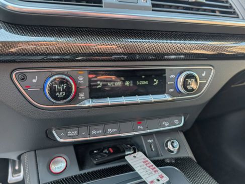 Used 2019 Audi SQ5 Premium Plus w/ Premium Plus Package image 21