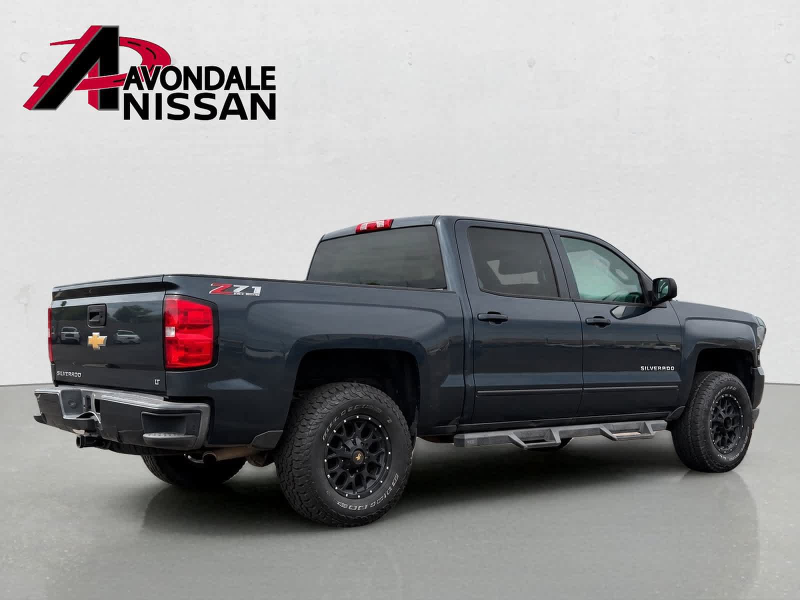 Used 2018 Chevrolet Silverado 1500 LT w/ All Star Edition AWD/4WD image 4