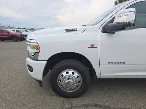 Used 2023 RAM 3500 Laramie RWD image 6