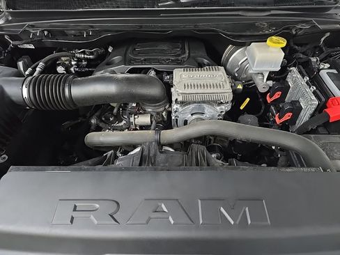 Used 2021 RAM 1500 Big Horn AWD/4WD image 12