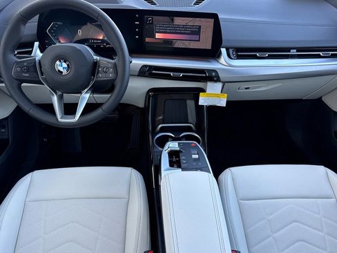 New 2026 BMW X2 xDrive28i w/ Technology Package image 16