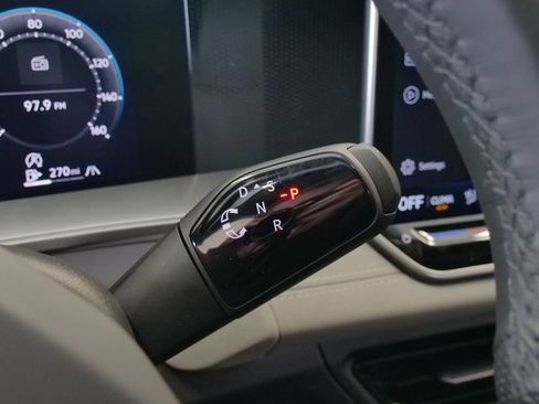 New 2026 Volkswagen Tiguan SE R-Line image 25