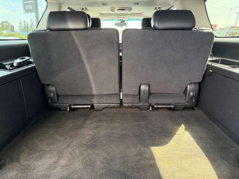 Used 2008 Cadillac Escalade ESV AWD image 7