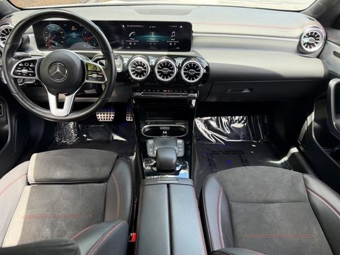 Used 2022 Mercedes-Benz CLA 250 4MATIC image 41