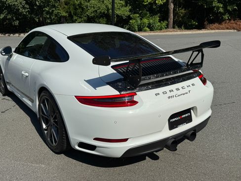 Used 2019 Porsche 911 Carrera image 22