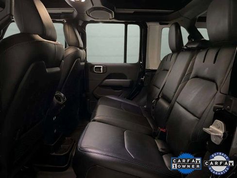 Used 2023 Jeep Wrangler Unlimited Rubicon 4xe w/ Cold Weather Group image 18