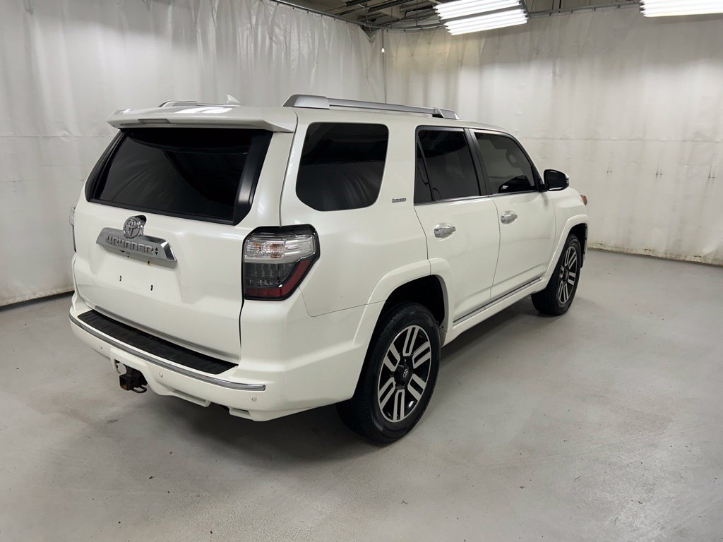 Used 2015 Toyota 4Runner Limited AWD/4WD image 5