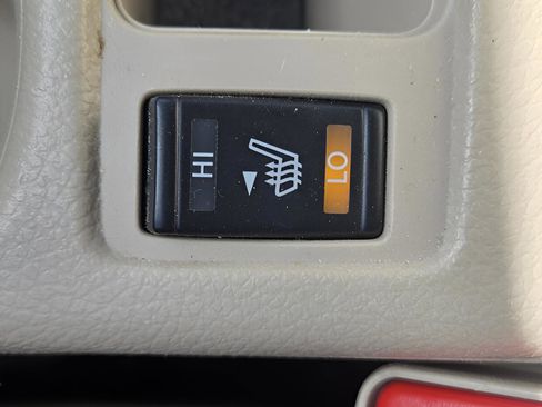 Used 2019 Nissan Rogue SL image 23