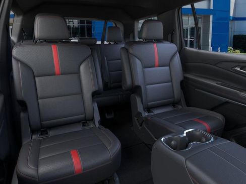 New 2026 Chevrolet Traverse RS image 17