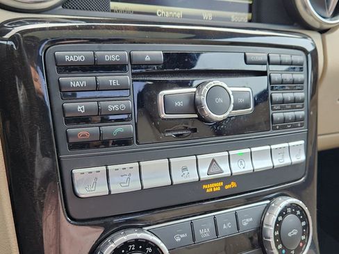 Certified 2016 Mercedes-Benz SLK 300 image 18