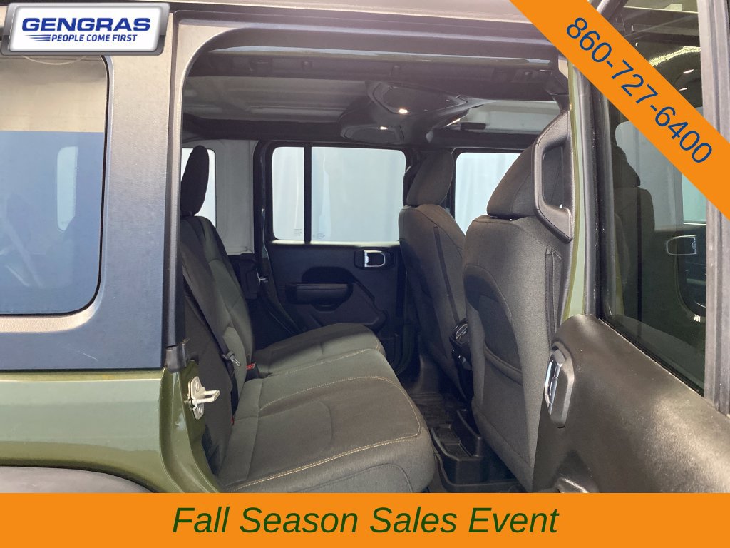 Used 2024 Jeep Wrangler Unlimited AWD/4WD image 34