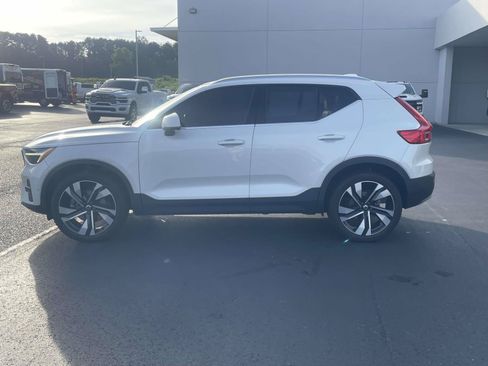Used 2023 Volvo XC40 B5 Ultimate w/ Climate Package AWD/4WD image 10