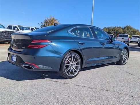 Used 2025 Genesis G70 2.5T image 4