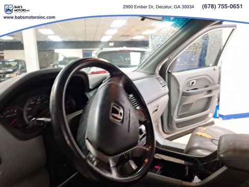 Used 2003 Honda Pilot EX image 25