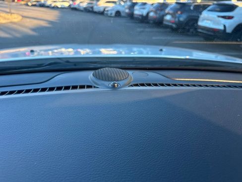 Used 2019 Jeep Grand Cherokee Limited w/ Luxury Group II image 46