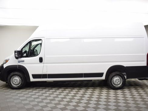 New 2024 RAM ProMaster 3500 w/ Delivery Van Package FWD image 13