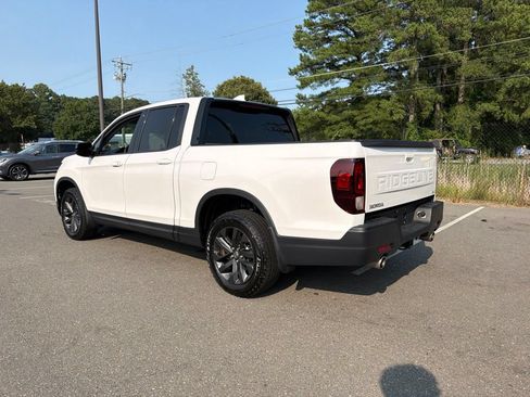 Certified 2025 Honda Ridgeline Sport image 7