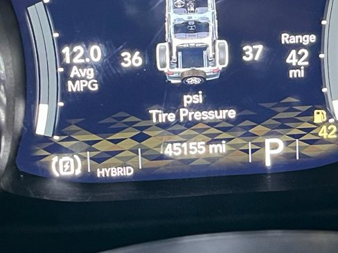 Used 2023 Jeep Wrangler Sahara image 19