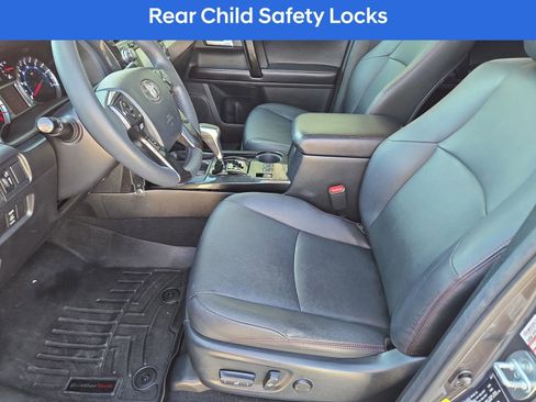 Used 2017 Toyota 4Runner TRD Off-Road Premium image 15